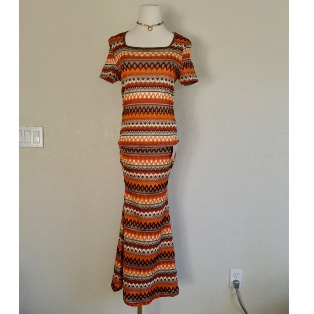2-Piece Brown & Orange Geometric Print Top & Mermaid Maxi Skirt Coord Set - Picture 4 of 10